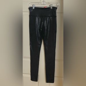 Spanx Faux Leather Leggings size M